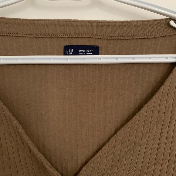 The Gap Modern Rib Cardigan (color: dried moss green) - Picture 2 of 3